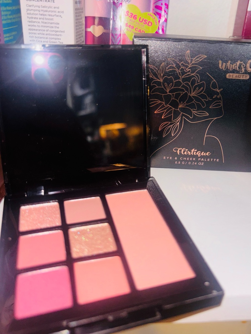 Pink Eye & Cheek Palette — Soft Pink Shades